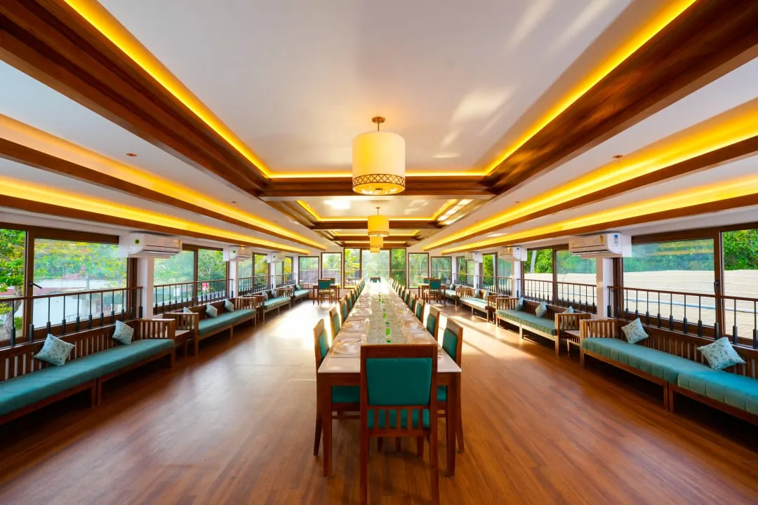 Munnar Thekkady Alleppey 5 Days - Luxury Tours India - Image 14