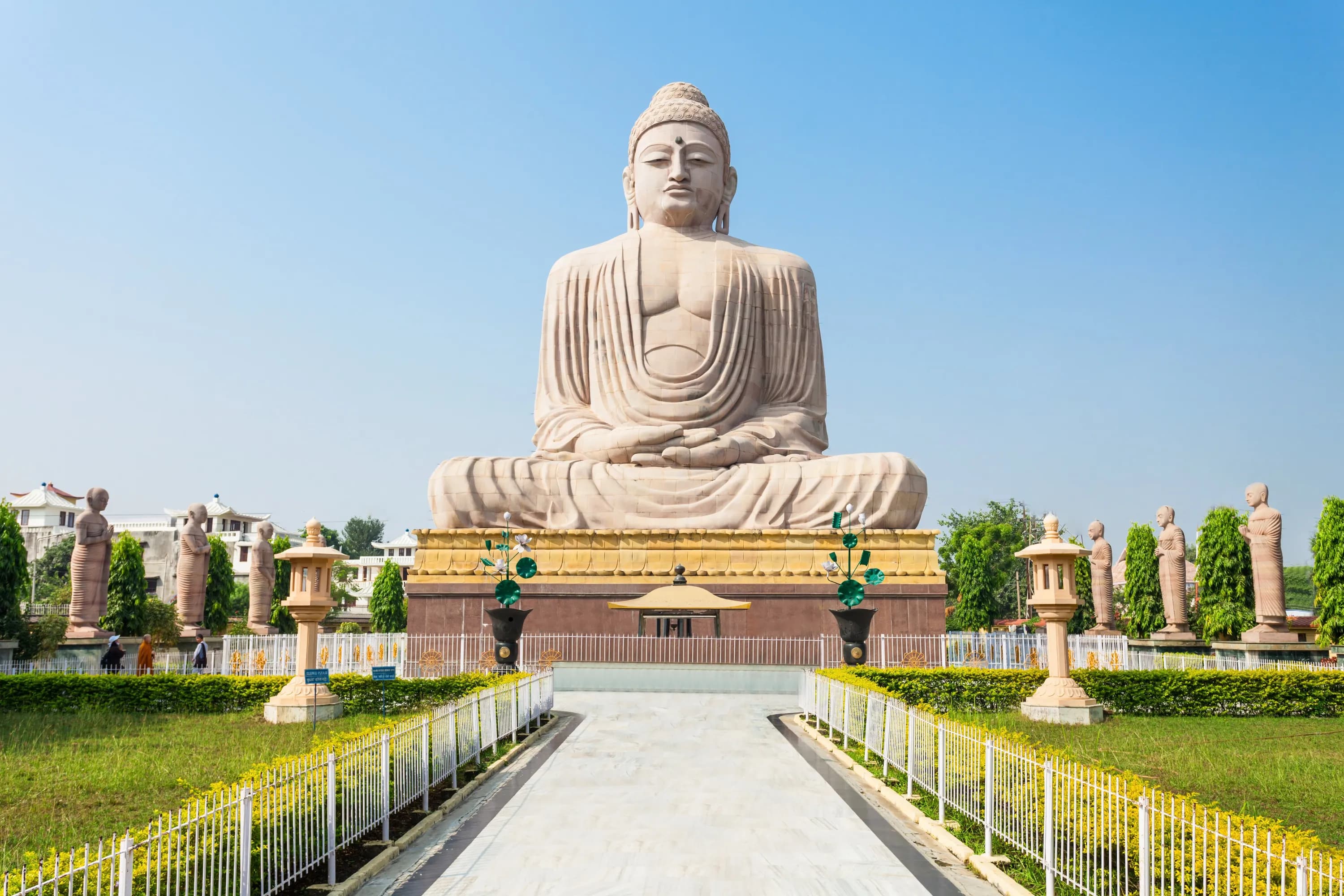Buddhist Spiritual Tour – 6 Days - Image 2 - Best Holiday Packages