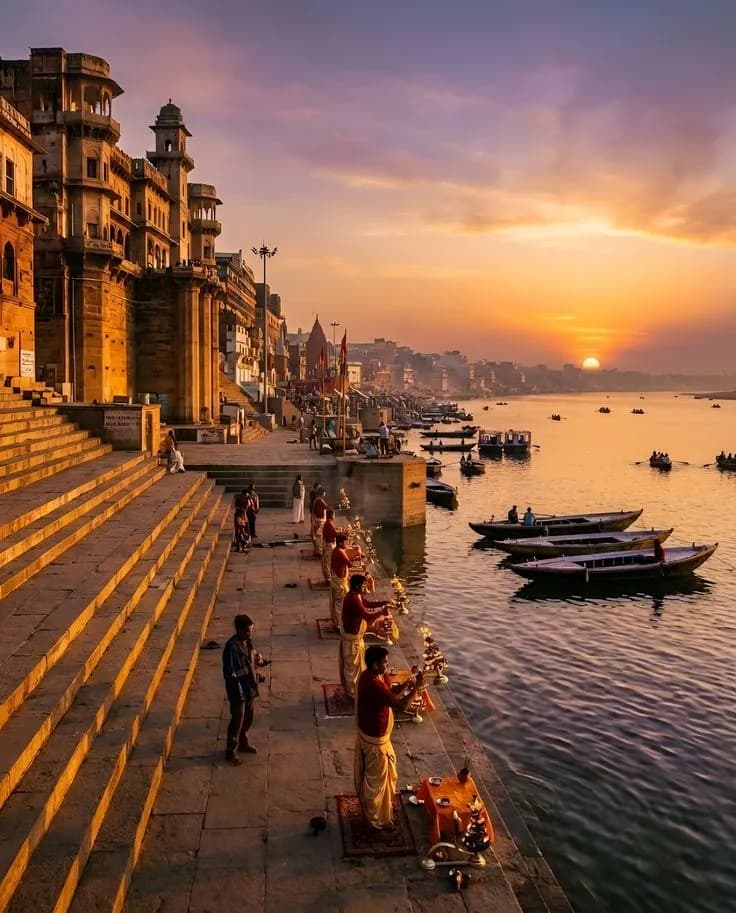 Varanasi: Dawn to Dusk Guide